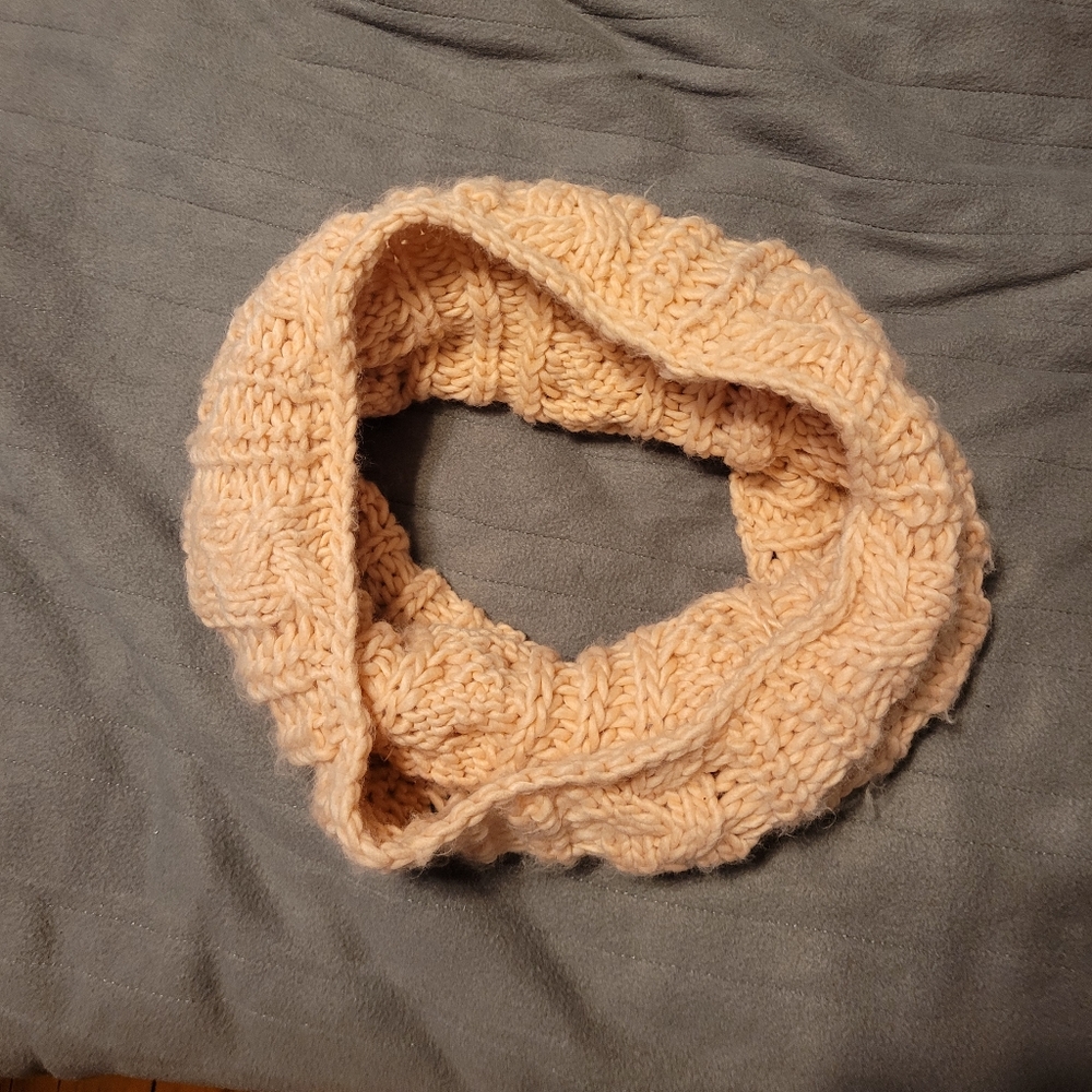 Aerie short knit wrapped scarf